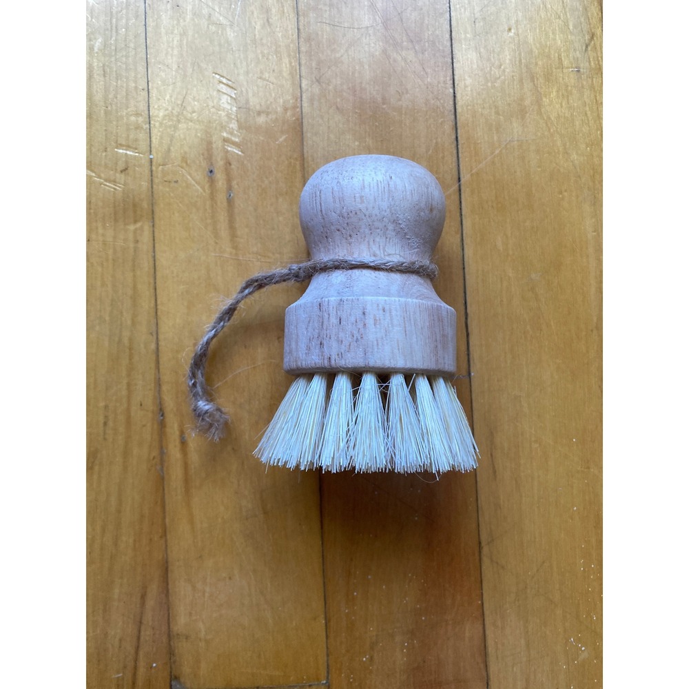 Natural Wood Kitchen Scrub Brush Fruit Vegetable Dish Scrubber Eco Friendly